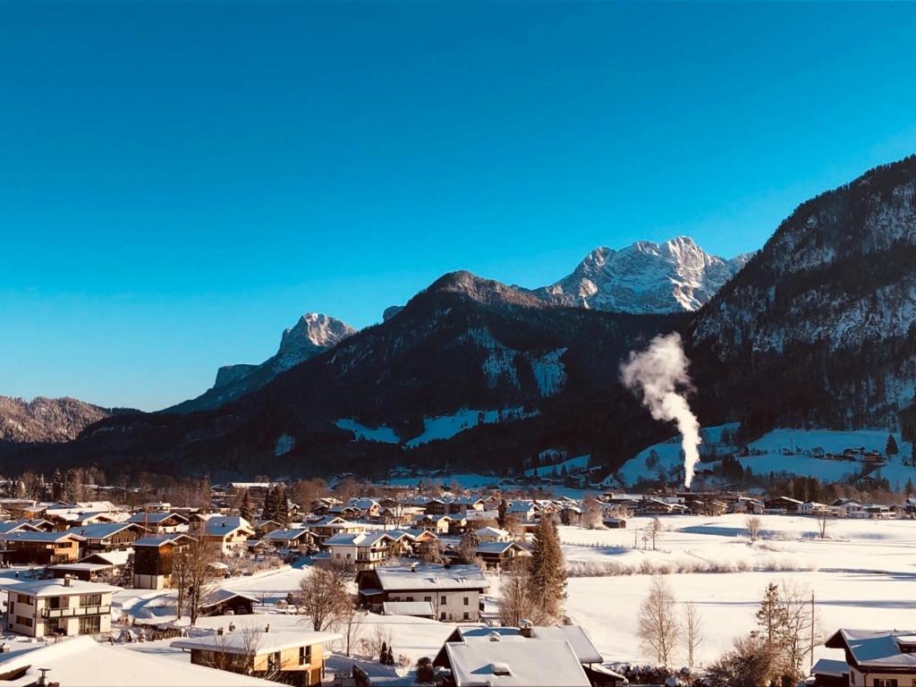 Das Panoramablick Лофер Екстериор снимка